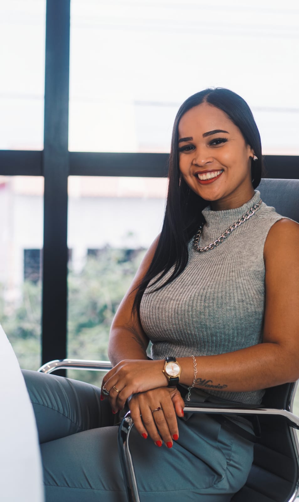 Advogada Helena Ribeiro Lino de cabo frio